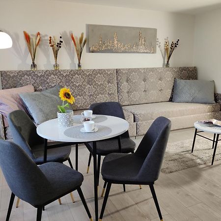Apartment Dalyce Šiauliai Buitenkant foto